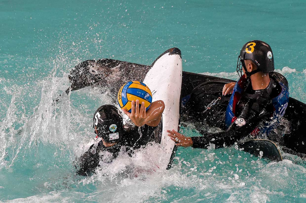 Meski tahun ini menjadi tahun pertama diperkenalkan kano polo di Asian Games, sebenarnya kano polo sudah cukup populer di luar negeri, khususnya Eropa. Bahkan terdapat berbagai ajang olahraga tahunan yang mencantumkan kano polo sebagai salah satu cabang yang diperlombakan.
