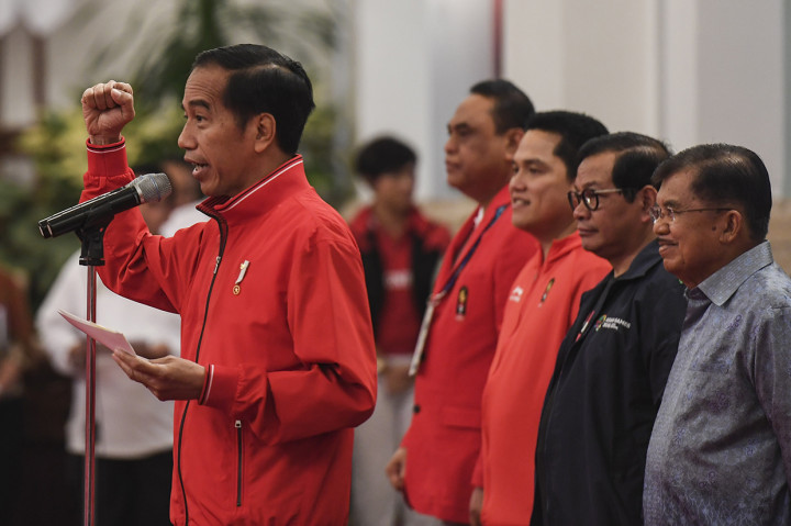 Jokowi mengaku masih menunggu atlet-atlet dari cabang olahraga yang berpotensi mendulang medali sebelum penutupan Asian Games 2018 nanti.