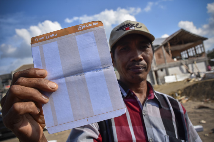 Sebanyak 5293 korban gempa dari Lombok Utara, Lombok Timur, Lombok Tengah dan Mataram menerima bantuan berupa tabungan sebesar Rp.50 juta untuk perbaikan rumah yang rusak berat dan Rp. 25 juta untuk rumah yang rusak ringan.