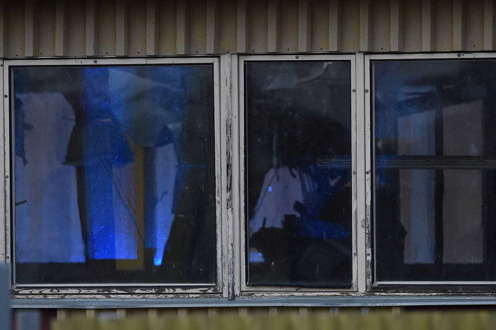 Empat orang termasuk satu warga Ceko dan tiga orang asing tewas dalam kecelakaan tersebut. Diperkirakan korban orang asing adalah warga negara Thailand.