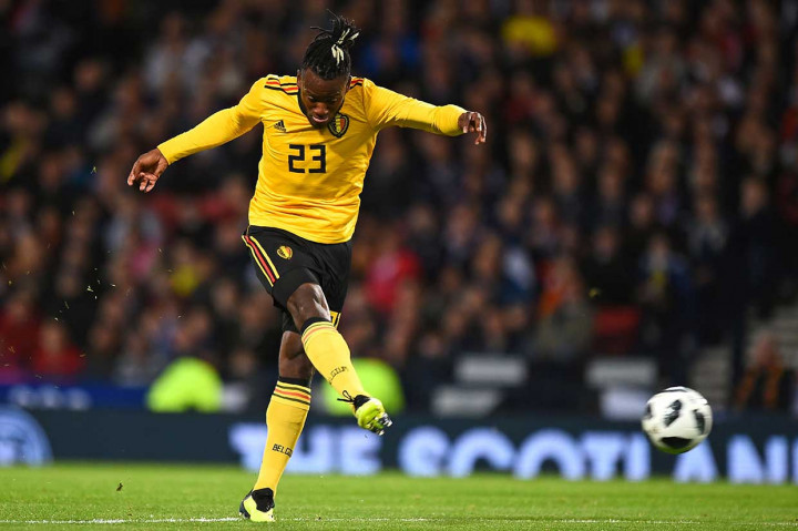 Delapan menit kemudian Batshuayi mengemas gol keduanya dari luar kotak penalti.