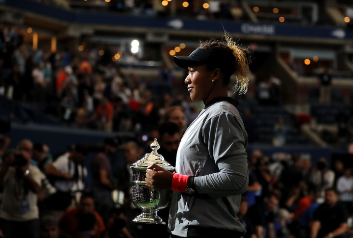 Atas kemenangan ini, Osaka, yang kini berusia 20 tahun, mencatatkan sejarah dengan menjadi orang Jepang pertama yang memenangi gelar grand slam. Afp Photo/Elsa