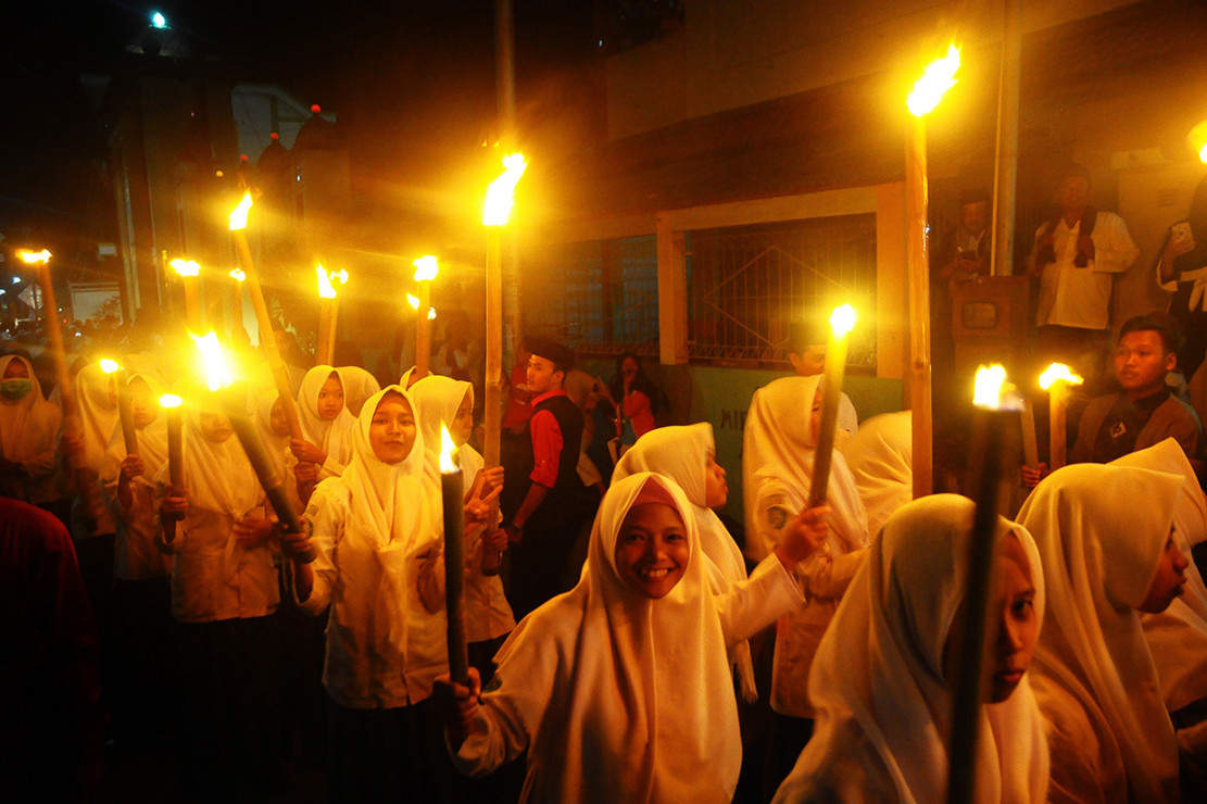 Kemeriahan Pawai Obor Sambut Tahun Baru Islam