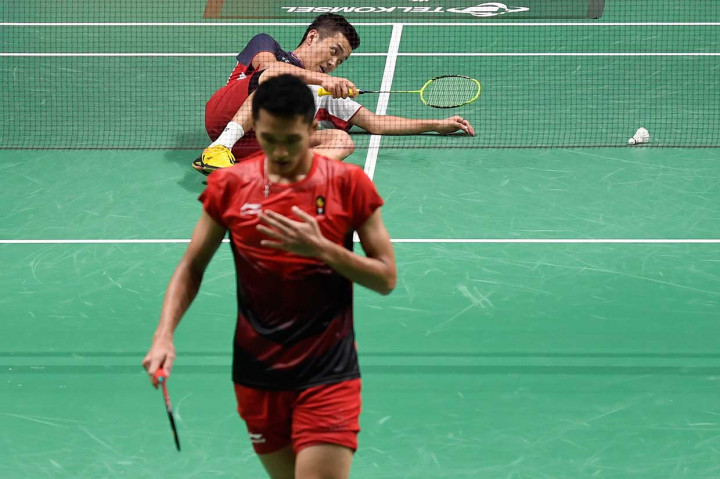 Satu nama yang mencuat selama gelaran Asian Games XVIII datang dari cabang olah raga ini, ialah Jonatan Christie. Jojo, sapaan akrab Jonatan bukan nama baru di kancah badminton nasional. Jojo menjadi andalan Indonesia di ajang super series untuk sektor tunggal putra. 
