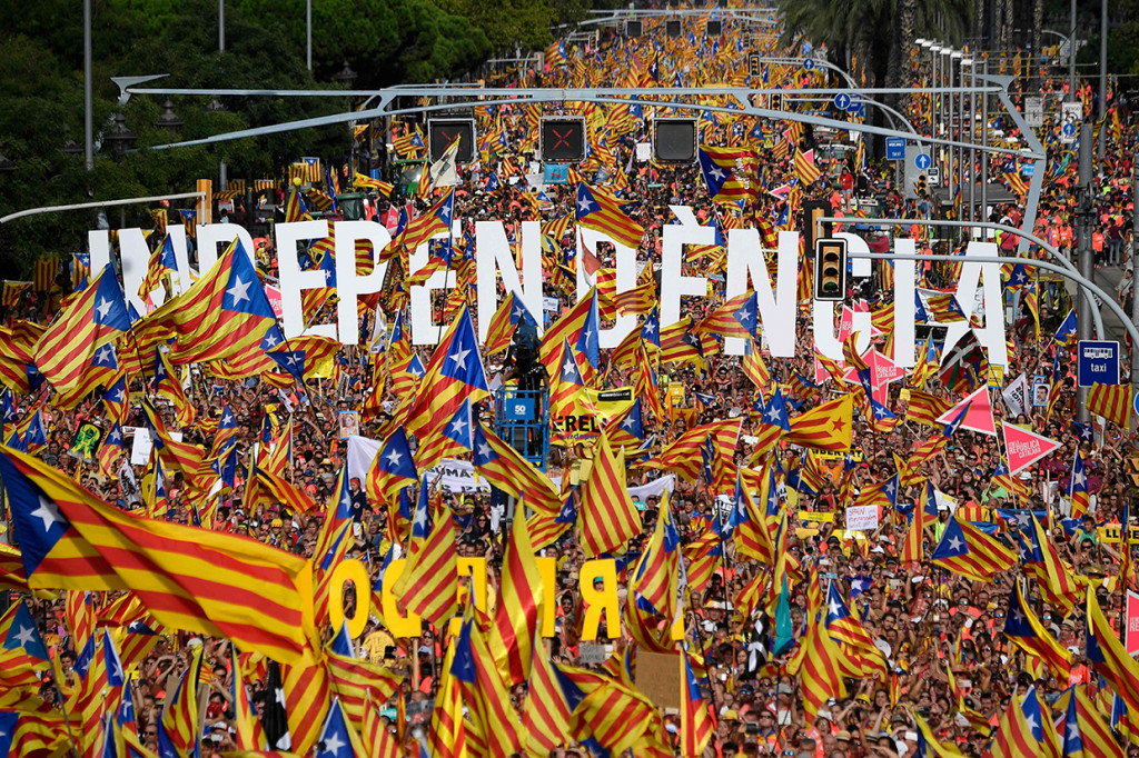 Tanggal 11 September memperingati jatuhnya Barcelona ke pasukan loyalis Raja Spanyol Philip V tahun 1714. Afp Photo/Lluis Gene