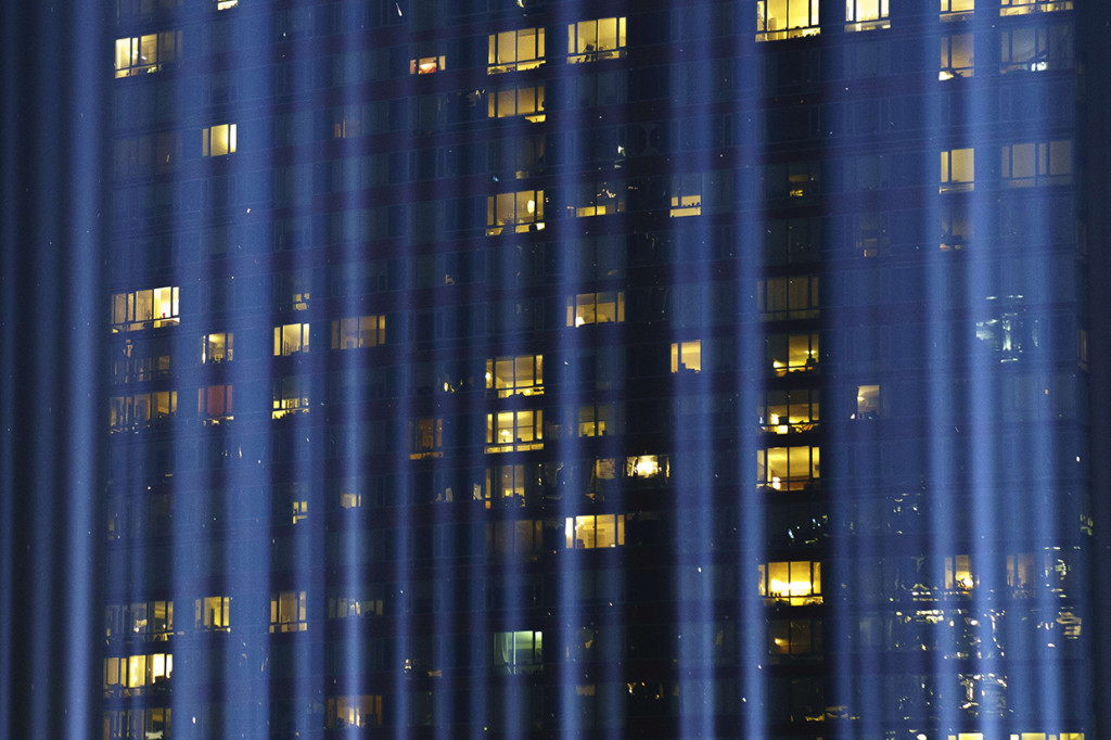 Penghormatan 17 Tahun Tragedi WTC, Langit New York Bersinar