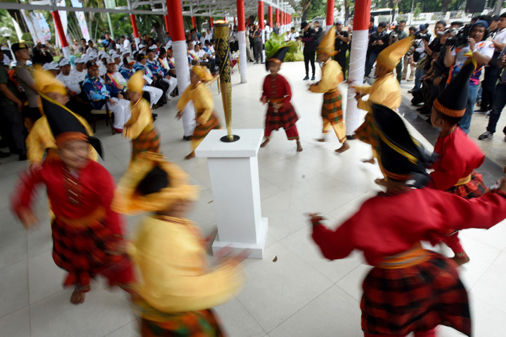 Sejumlah penari 'ganrang bulo