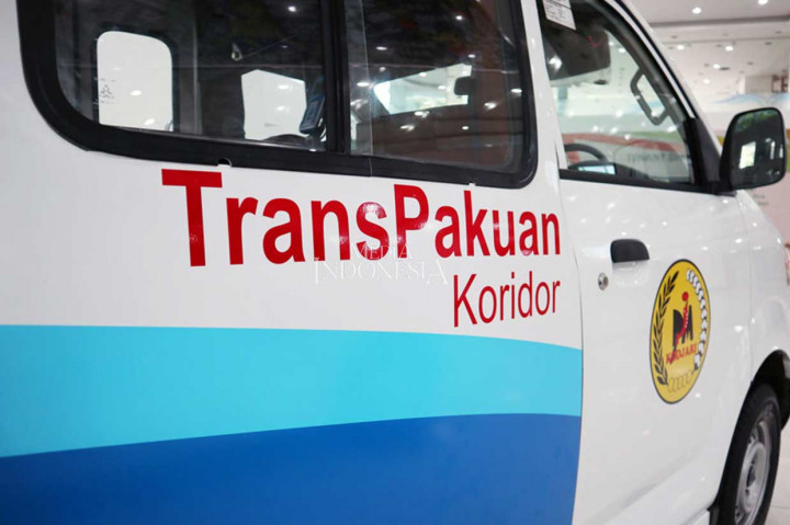 Angkot kekinian itu untuk tahap awal akan beroperasi di lintasan Trans-Pakuan Koridor (TPK) 4. TPK 4 itu melayani rute Ciawi, Baranangsiang, Otista, BTM, Sempur, Pajajaran, Warung Jambu, Pomad, hingga Ciparigi. Untuk tahap awal, baru 25 armada yang siap beroperasi. Angkot-angkot modern itu berada di bawah naungan Koperasi Duta Jasa Angkutan Mandiri (Kodjari).