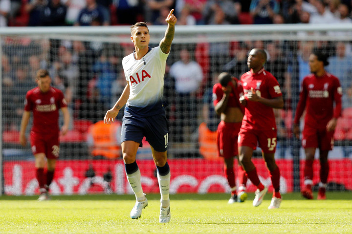Di masa injury time, Spurs mencetak gol hiburan lewat Erik Lamela. Afp Photo/Adrian Dennis
