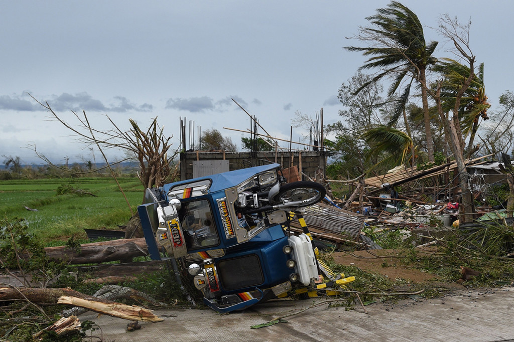 Namun, sejarah mencatat, badai paling mematikan yang pernah melanda Filipina adalah Topan Super Haiyan pada 2013 yang merenggut lebih dari 7000 korban jiwa. Afp Photo/Ted Aljibe
