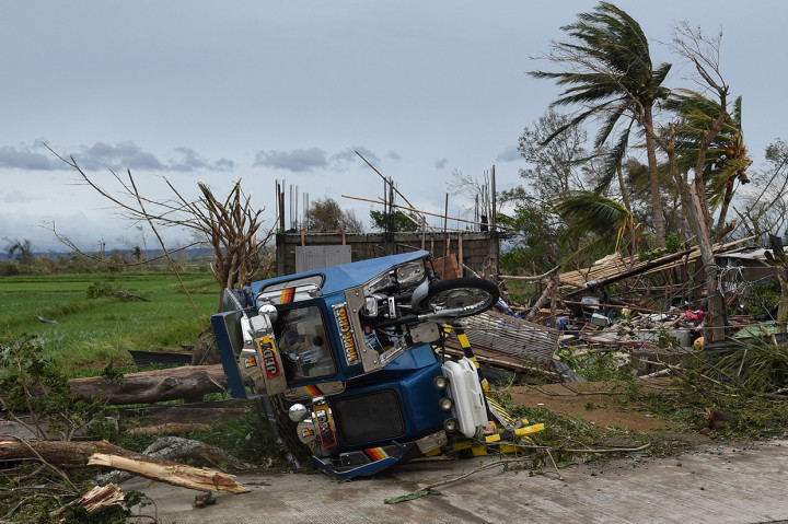 Namun, sejarah mencatat, badai paling mematikan yang pernah melanda Filipina adalah Topan Super Haiyan pada 2013 yang merenggut lebih dari 7000 korban jiwa. Afp Photo/Ted Aljibe
