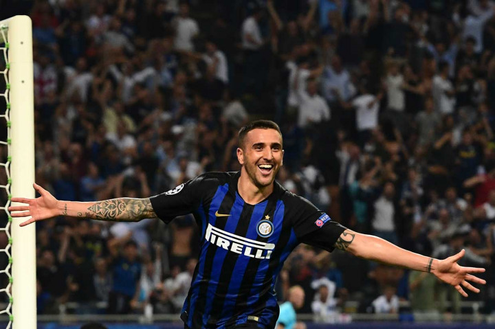 Gol Vecino tersebut memastikan kemenangan Inter 2-1 atas Spurs.