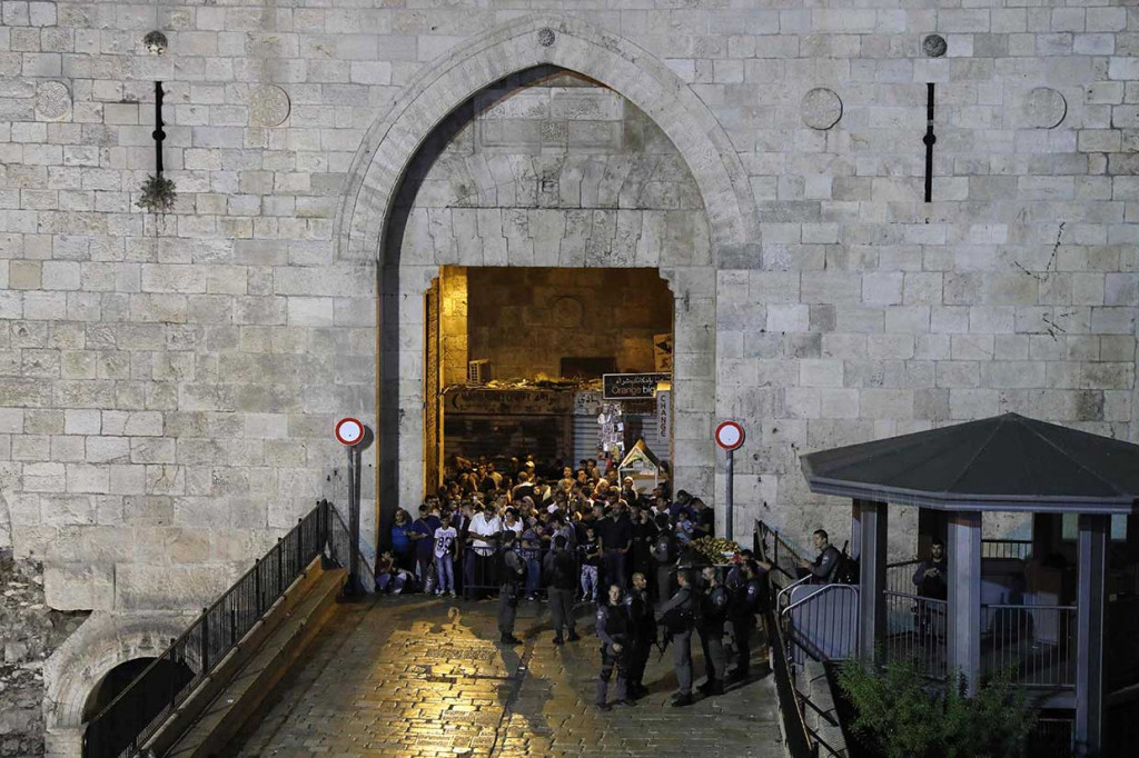 Kementerian Kesehatan Palestina mengatakan telah diberitahu tentang kematian seorang warga sipil akibat tembakan. Belum diketahui identitas korban.