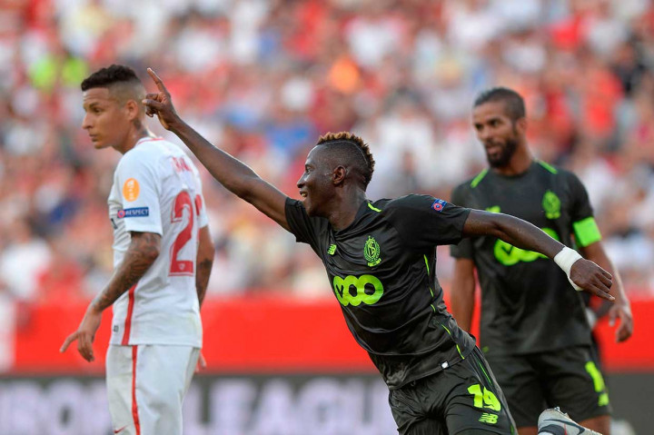 Standard menyamakan kedudukan pada menit ke-39, berawal dari tendangan sudut, bola memantul mengenai tumit Christian Luyindama dan jatuh ke kaki Moussa Djenepo, yang dengan tenang menceploskan bola ke gawang tuan rumah.