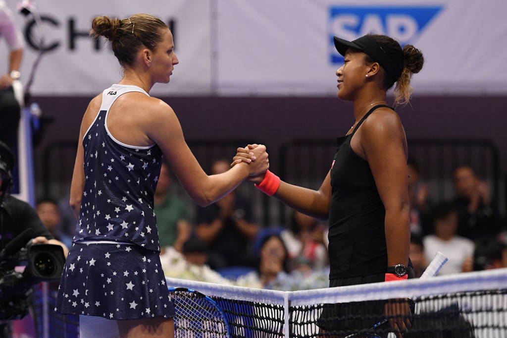 Karolina Pliskova mengalahkan petenis favorit tuan rumah dan juara Amerika Serikat Terbuka Naomi Osaka 6-4, 6-4 pada final untuk memenagi gelar turnamen Jepang Terbuka di Tokyo.

