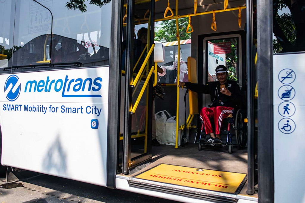 Simulasi dimulai dengan kedatangan atlet dari bandara ke Wisma Atlet Kemayoran untuk melakukan akreditasi (pendataan). Atlet kemudian keluar menuju bus yang akan mengantarkan ke masing-masing venue pertandingan.