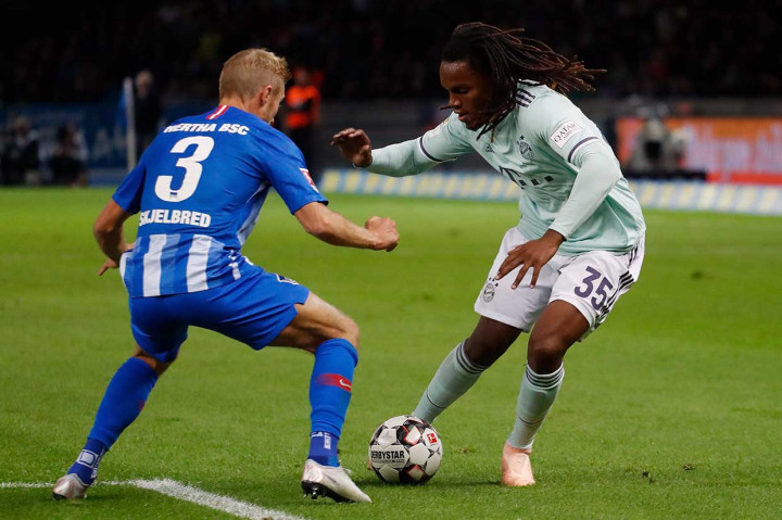 Bayern Muenchen mendominasi jalannya pertandingan namun gagal memanfaatkan situasi karena tumpul di depan gawang. 