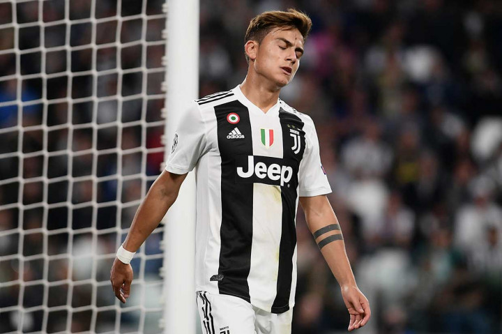 Tiga menit memasuki babak kedua, Juventus hampir memperbesar keunggulan namun bola sepakan Dybala masih membentur mistar gawang.