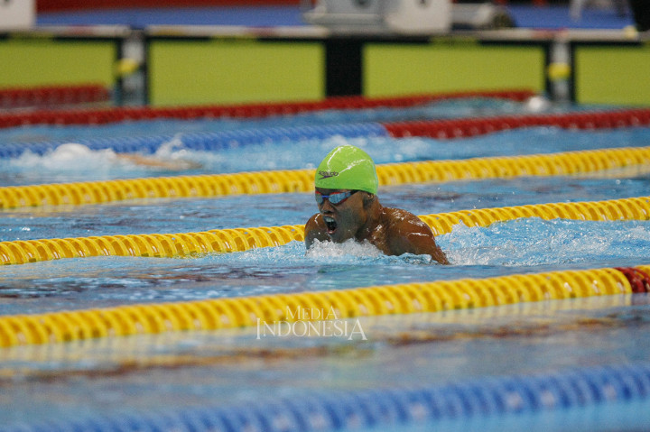 Aris harus mengakui keunggulan Huang Xianquan asal Tiongkok yang menorehkan satu menit 21,21 detik. Sedangkan Le Tien Dat dari Vietnam merebut perunggu dengan watuk satu menit 39,38 detik.