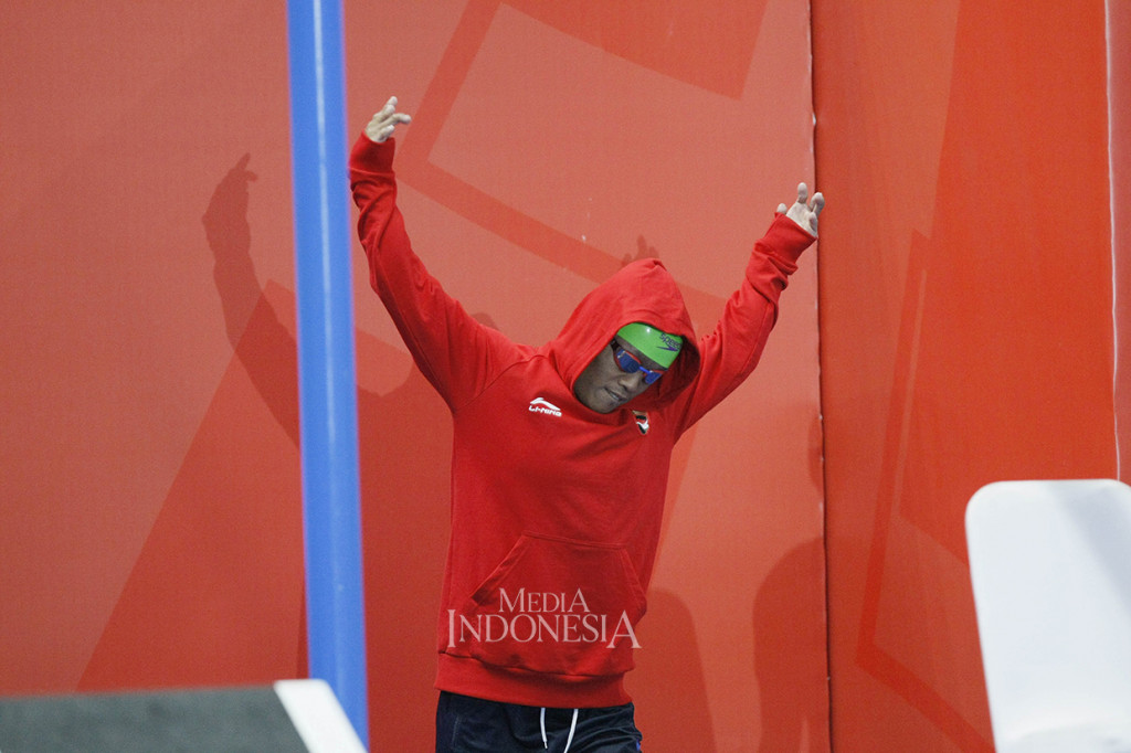 Ini adalah medali kedua Indonesia dari cabor para renang pada Asian Para Games. Syuci Indriani sebelumnya merebut perunggu 200 meter gaya bebas S14 putri.