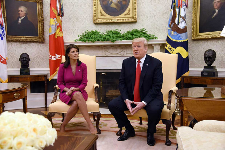 Donald Trump mengatakan Haley telah melakukan pekerjaan fantastis dan akan pergi pada akhir tahun. 