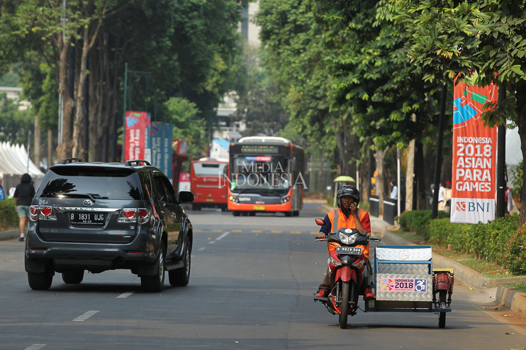 Ojek disabilitas beroperasi dua shift. Ada yang pagi dan sore hari.