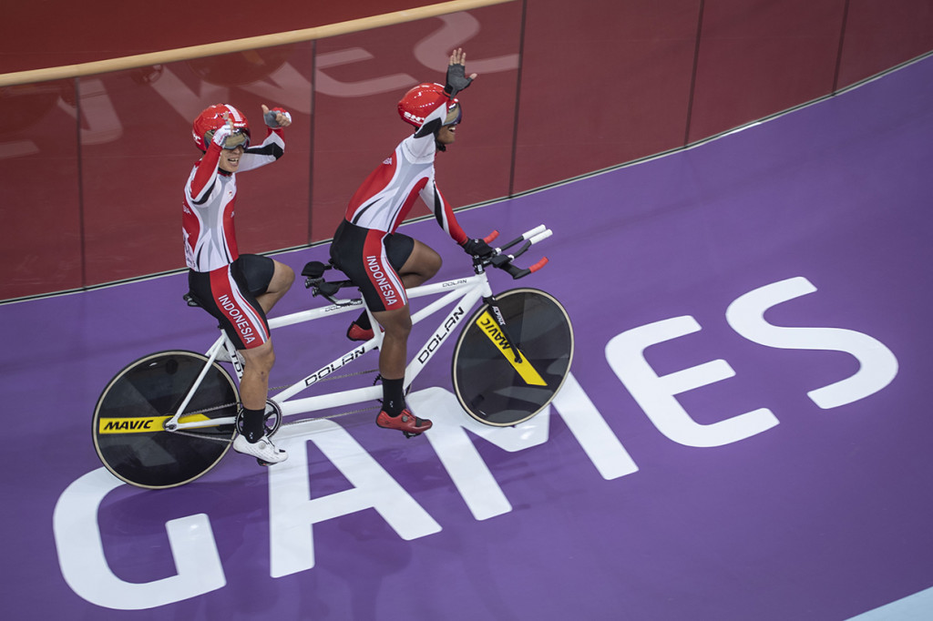 Satu perunggu lain diraih oleh Herman Halawan di nomor 4000 meter individual pursuit 4000M B putra. Dia mencatatkan waktu empat menit 48,998 detik.