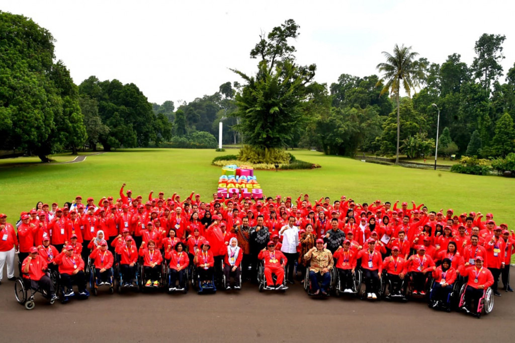 Hadir dalam acara itu sekitar 95 atlet dan ofisial dari berbagai macam cabang olahraga di Asian Para Games.