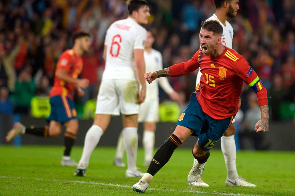 Sergio Ramos mencetak gol kedua Spanyol pada menit ke-90, ketika ia menanduk umpan silang Dani Ceballos. Skor 2-3 bertahan hingga laga usai.