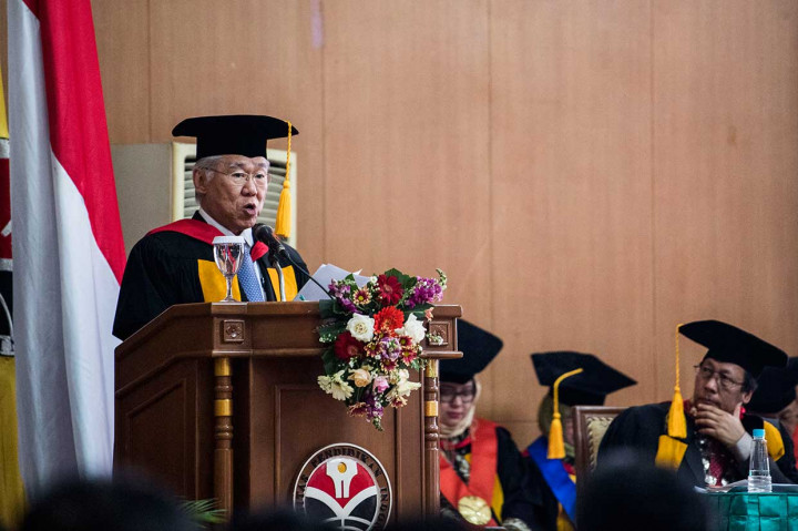 Dalam pidatonya, Enggartiasto mengaku tak pernah terpikirkan bisa mendapat gelar di kampus bekas almamaternya tersebut. Gelar tersebut, katanya, menjadi menjadi kebanggaan sekaligus amanah berat yang harus disandang. 