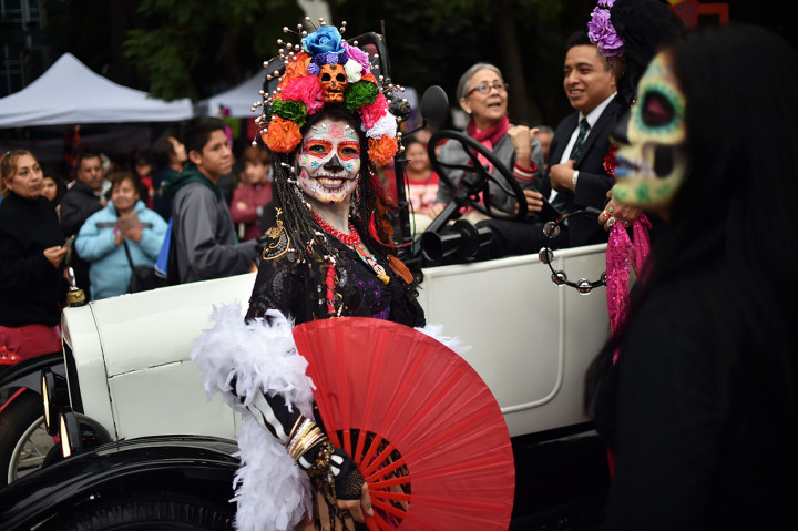 Perayaan ini pun muncul di salah satu adegan dalam film animasi terkenal dunia 'Coco'. 