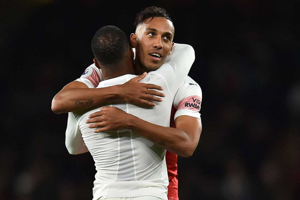 Arsenal memperpanjang laju kemenangannya menjadi tujuh kali beruntun di Liga Inggris untuk naik ke peringkat ke-4 di klasemen sementara dengan koleksi 21 poin dari sembilan pertandingan.