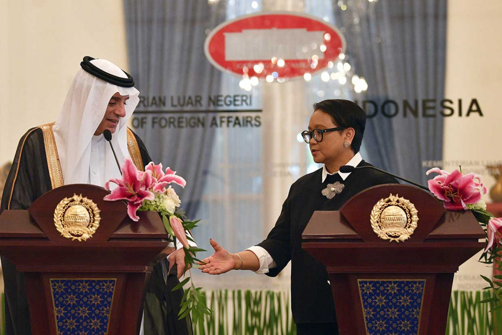 Retno menyampaikan bahwa Pemerintah Indonesia sangat prihatin terhadap kejadian yang menimpa Jamal Khashoggi dan menyampaikan rasa duka cita yang mendalam kepada keluarga korban. 