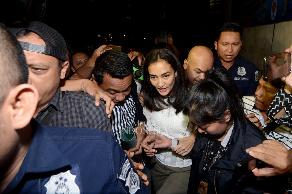 Atiqah diperiksa dalam kasus penyebaran berita bohong atau hoax yang membelit ibundanya.