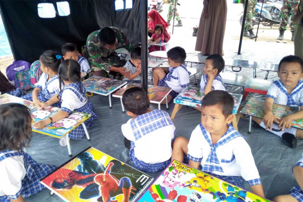 Lomba mewarnai ini merupakan kegiatan tambahan bagi anak-anak PAUD Kecamatan Palu Utara yang sebelumnya sudah berjalan di camp pengungsian Divisi 3/Kostrad.