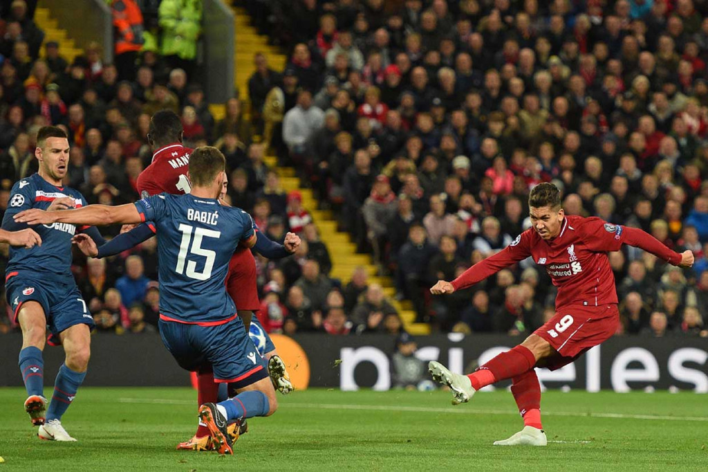 Menit ke-20 The Red akhirnya membuka keunggulan lewat sepakan keras kaki kiri Roberto Firmino dari dalam kotak penalti.