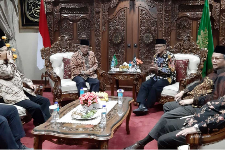 Para petinggi kedua ormas Islam terbesar di Indonesia tersebut kemudian melakukan pertemuan secara tertutup. Belum diketahui isi pertemuan tersebut.