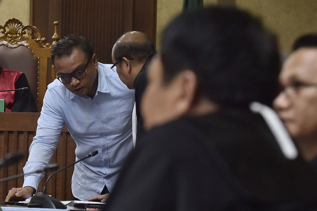 Kasus KTP-El, Irvanto dan Made Oka Dituntut 12 Tahun Bui