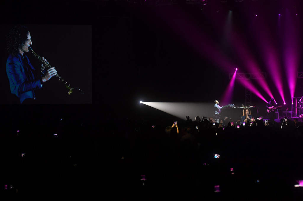 Konser tersebut bertajuk One Night Only, Kenny G Live in Jakarta. 