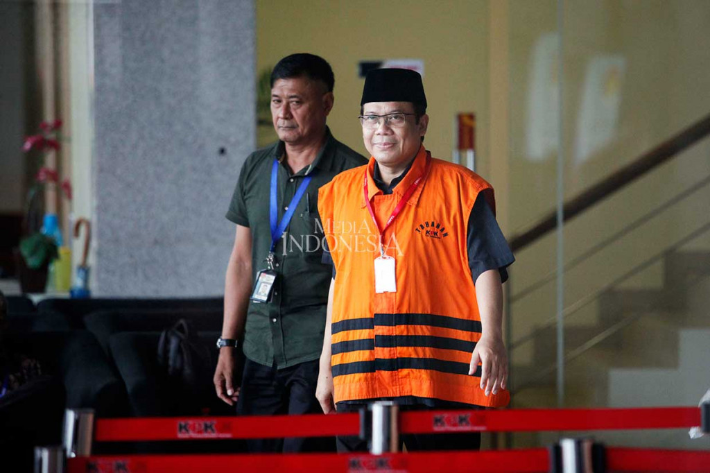 Wakil Ketua Umum Partai Amanat Nasional tersebut menjalani pemeriksaan perdana usai resmi menjadi tahanan lembaga antirasywah pekan lalu, Rabu, 31 Oktober 2018.