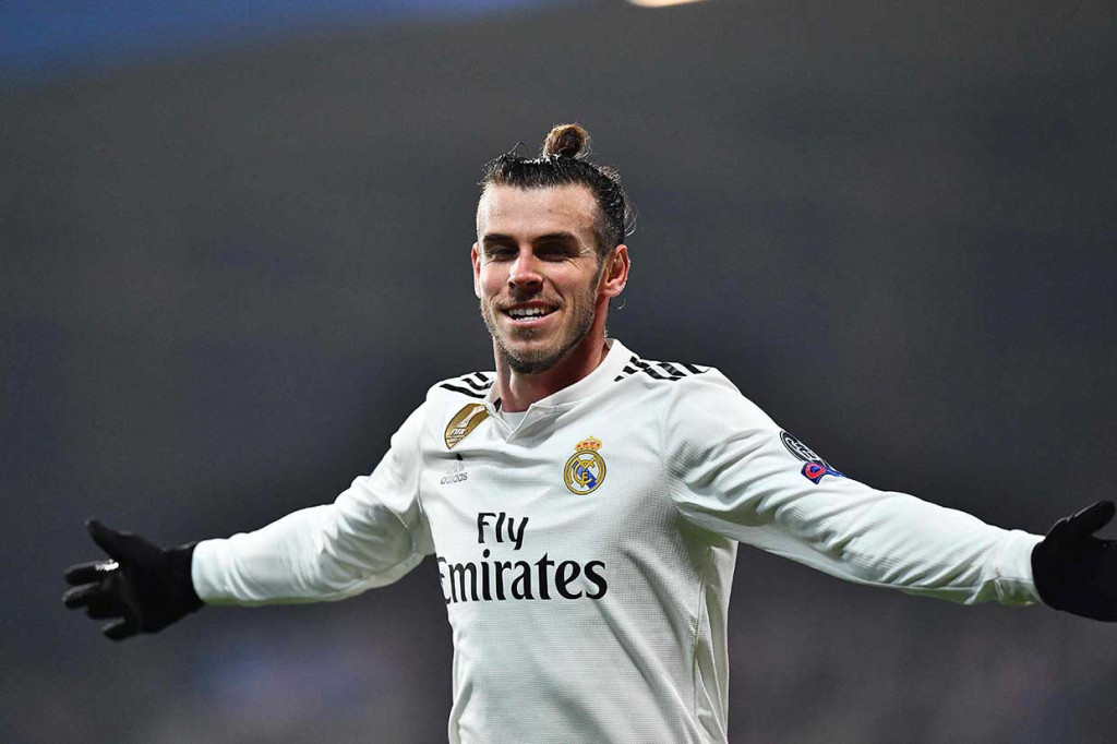 Lima menit menjelang jeda Madrid memperbesar keunggulan menjadi 4-0 lewat sontekan kaki kiri Gareth Bale.