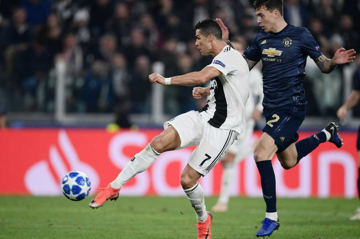 Sebelumnya, Juve unggul terlebih dahulu lewat gol spektakuler Cristiano Ronaldo pada menit 65. Gol berawal dari umpan lambung Leonardo Bonucci yang diselesaikan CR7 dengan tendangan sentuhan pertama untuk menaklukkan kiper David de Gea di area tiang dekat.