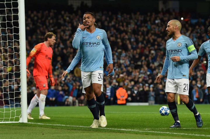 The Citizens menggandakan keunggulan lewat eksekusi penalti Gabriel Jesus pada menit ke-24, setelah wasit menganggap Mykola Matvyenko melanggar Raheem Sterling yang berupaya menyelesaikan umpan dari Fernandinho.