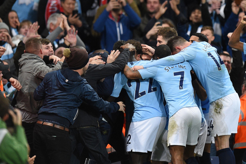 Kemenangan ini membuat Manchester City tetap menjadi pemuncak klasemen sementara dengan raihan 32 poin. Selisih 2 poin dari Liverpool yang berada di posisi ke-2. Afp Photo/Oli Scarff