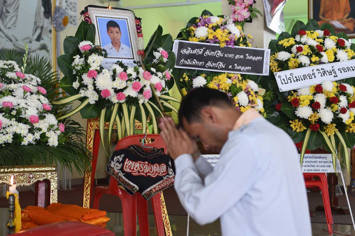 Dengan kematian atlet Muay Thai remaja itu, sebagian masyarakat mendesak agar pertarungan Muay Thai yang melibatkan atlet remaja untuk dilarang.