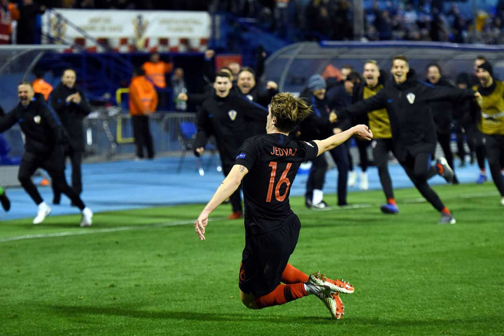 Jedvaj menjadi pahlawan Kroasia lewat golnya di masa injury time. Gol berawal setelah David De Gea hanya dapat menepis tembakan mendatar Josip Brekalo, dan bola pantul disambar Jedvaj untuk mengemas gol.