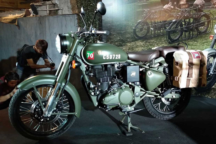 Mengenai dapur pacunya, motor ini dibekali mesin injeksi satu silinder berkapasitas 500 cc yang mampu hasilkan tenaga 27,2 daya kuda dengan torsi puncak 41,3 Nm, dikawinkan dengan transmisi lima percepatan. 