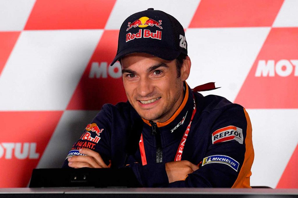 Pedrosa telah membalap bersama Honda sejak debut grand prix di kelas 125cc pada 2001. Setelah menjadi juara dunia 125cc pada 2003 dan 250cc pada 2004 dan 2005, Pedrosa naik kelas ke MotoGP bersama Repsol Honda pada 2006.