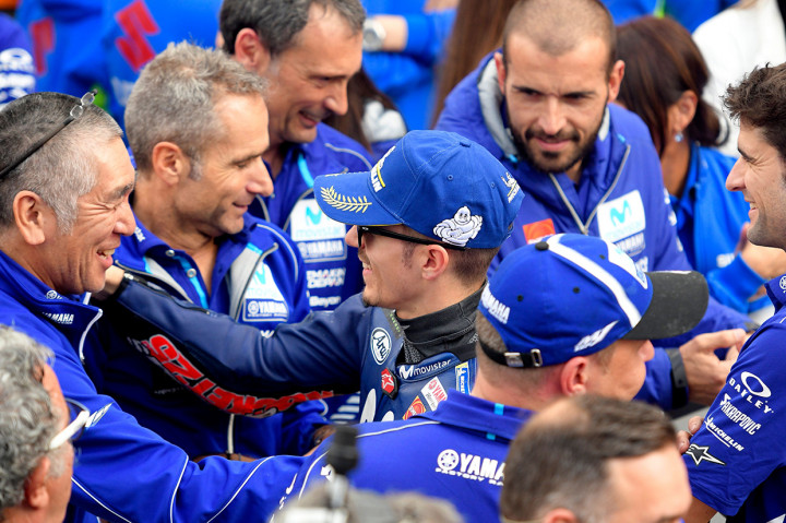 Ini adalah pole position pertama Vinales pada musim ini atau sejak MotoGP Aragon 2017.
