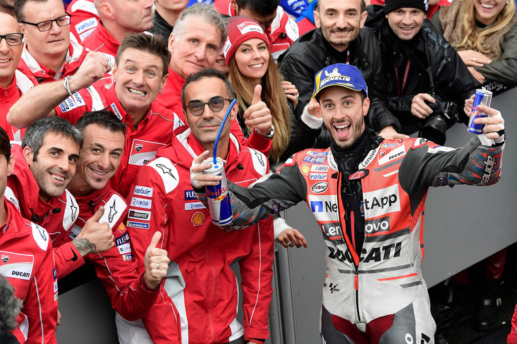 Ini adalah kemenangan keempat bintang Ducati itu pada 2018. Dia sebelumnya berjaya di MotoGP Qatar, Republik Ceko, dan San Marino. Afp Photo/Javier Soriano